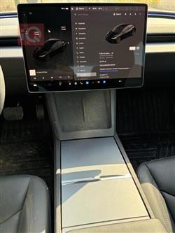 تسلا موديل 3